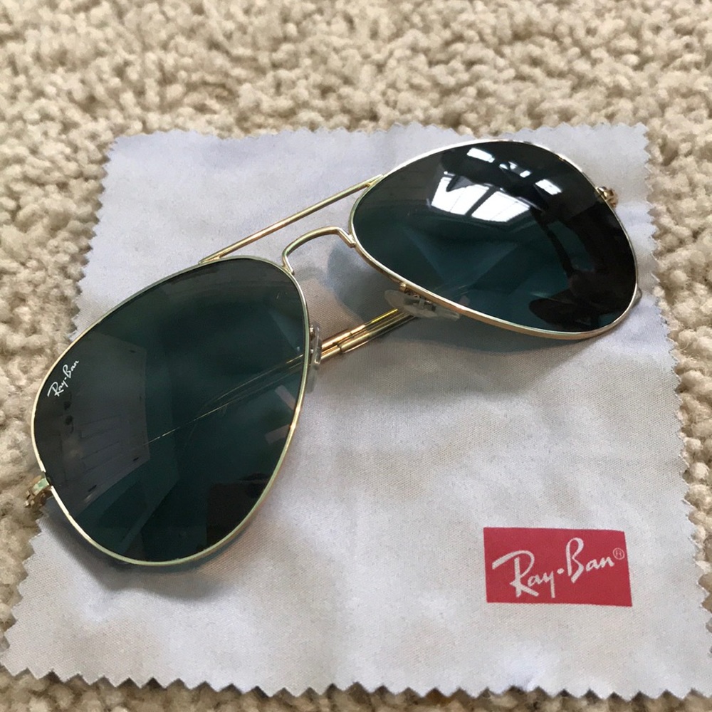 Authentic Rayban Aviators with case